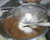 A picture of step 4 of Creamy Molten Chocolate Cake.