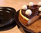 A picture of step 11 of Coconut Cheesecake With Chocolate Ganache.