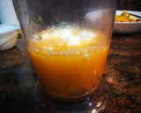 Foto del paso 4 de la receta: Batido de nísperos con yogur y zumo de naranja