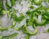 A picture of step 2 of Chicken jalfrezi.