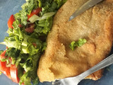 Milanesa con ensalada