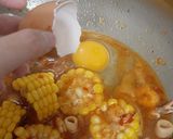 Foto langkah ke 10 dari resep Udang Cumi Saus Asam Manis.