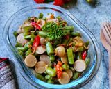 Foto langkah ke 4 dari resep Tumis Buncis Sosis.