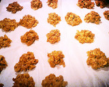 A picture of step 6 of Peanut Butter Clusters.