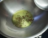 A picture of step 5 of Urad dal kofta in garlicky spinach gravy.