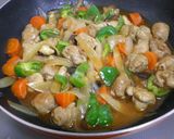 A picture of step 8 of Light and Tender Meatball-Style Sweet and Sour Pork with Thinly Sliced Pork.