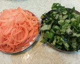 A picture of step 1 of Oyishi Japanese Noodle Soup.