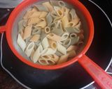 Foto del paso 3 de la receta Pechuga al ajillo a la plancha con pasta al queso