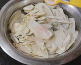 मिस्ट्री बास्केट स्पेशल कच्चा केला की चिप्स रेसिपी चरण 2 फोटो