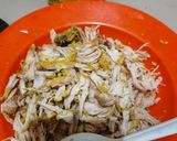 Foto langkah ke 1 dari resep Ayam Suwir Kecap.