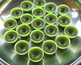 Foto langkah ke 5 dari resep Kue lumpang aka kue ijo.