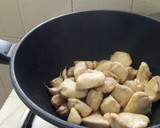 Foto del paso 2 de la receta: Pechuga de pollo al ajillo