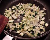 Foto del paso 3 de la receta: Cuscús sencillo sin carne