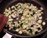 Foto del paso 3 de la receta: Cuscús sencillo sin carne