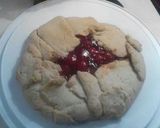 A picture of step 5 of Country Rustic Flat apple pie..