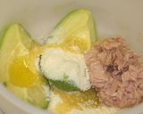 A picture of step 1 of Simple Avocado, Tuna & Cheese Pasta.