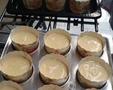 Foto langkah ke 3 dari resep Vanilla Cupcake.