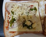 A picture of step 2 of Bread pizza.