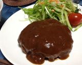 A picture of step 9 of Homemade Hamburger Steaks Simmered in Demi-glace Sauce.