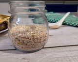 A picture of step 1 of Overnight Oats.