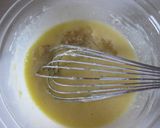 A picture of step 10 of Banana & Kiwi Muffins with Yogurt.