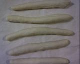 A picture of step 3 of Christmas Wreath Made From Bread.