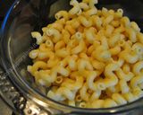 A picture of step 3 of Macaroni Salad سالاد ماکارونی.