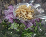 வால்நட் மசாலா ஆம்லெட் (Walnut masala omelette recipe in tamil) ரெசிபி ஸ்டேப் 2 புகைப்படம்