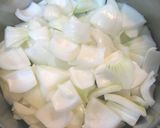 A picture of step 1 of Deliciously Simmered Sweet Onions and Tuna.