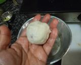A picture of step 2 of Bread Dahi Bhalle.