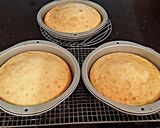 A picture of step 5 of Cherry Vanilla Layer Cake.