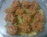Foto del paso 5 de la receta: Champiñones rellenos en cama de patatas con tomillo y orégano