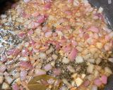 Foto del paso 2 de la receta: Arroz de pollo al ajillo