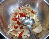 A picture of step 1 of Fresh Oyster Mushroom Stir Fry.