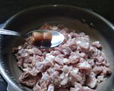 A picture of step 1 of Mutton chukka.