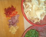 Foto langkah ke 2 dari resep Tumis JaBun (Jamur&Buncis).