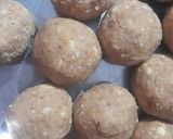 A picture of step 10 of Gond Jaggery Laddu.