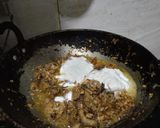 A picture of step 3 of Creamy Butter Garlic Mushroom.