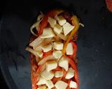 Foto del paso 5 de la receta: Piquece (cubierta de cebolla, pimiento y queso) p/milanesas