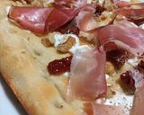 Foto del passaggio 17 della ricetta Focaccia burrata e noci