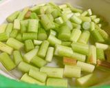 Hình bước làm 1 của món Canh mùng nấu lạc