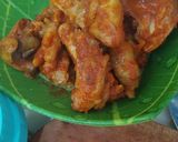 Foto langkah ke 2 dari resep Ayam bumbu sambel goreng rimpang.
