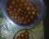 A picture of step 2 of Gulabjaman.