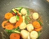 Gambar langkah 4 resipi 👩‍🍳Cendawan Shimeji Tumis Telur.