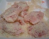 A picture of step 2 of Easy and Cheap! Soft Bite-Sized Tonkatsu.