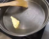 Une image de l'étape 4 de Navets raves primeurs « donuts » au bouillon de crevettes et oignon de roscoff.
