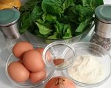 Foto del paso 1 de la receta Tortilla de espinacas y cebolla