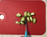 A picture of step 3 of Pita Pizza.