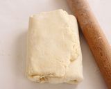 A picture of step 6 of My Simple Pie Crust.
