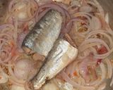 A picture of step 4 of Fish roll.